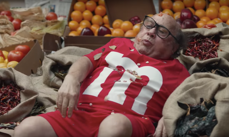 Super Bowl First Quarter Report: Inspiration meets Humor as Eagles Soar
