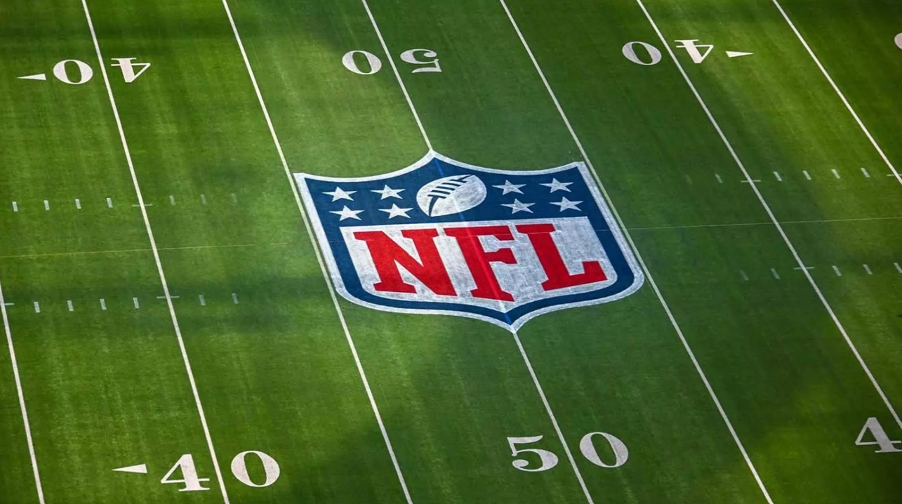 5 Game-Changing Creative Tips for Your 100-Yard Super Bowl Countdown