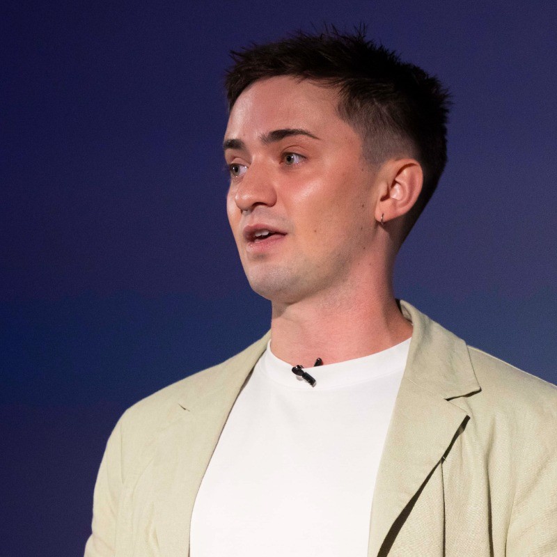 Eurocamp Balance Travel Excitement and Relaxation in 5-star New Ad